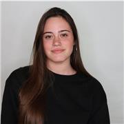 Estudiant d'educació infantil i primària que fa classes particulars